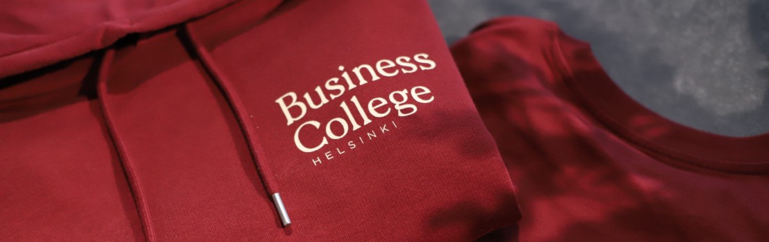 Helsinki Business College – laadukkaat hupparit ja T-paidat yhteiseen käyttöön